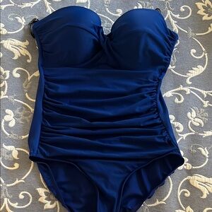 Elegant Blue woman Swimsuit one pice, make you look 10 lb slimmer, no stripes